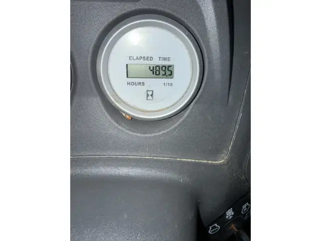 Image of Husqvarna YT46LS equipment image 1