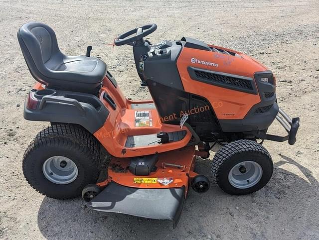 Image of Husqvarna YT48DXLS equipment image 1