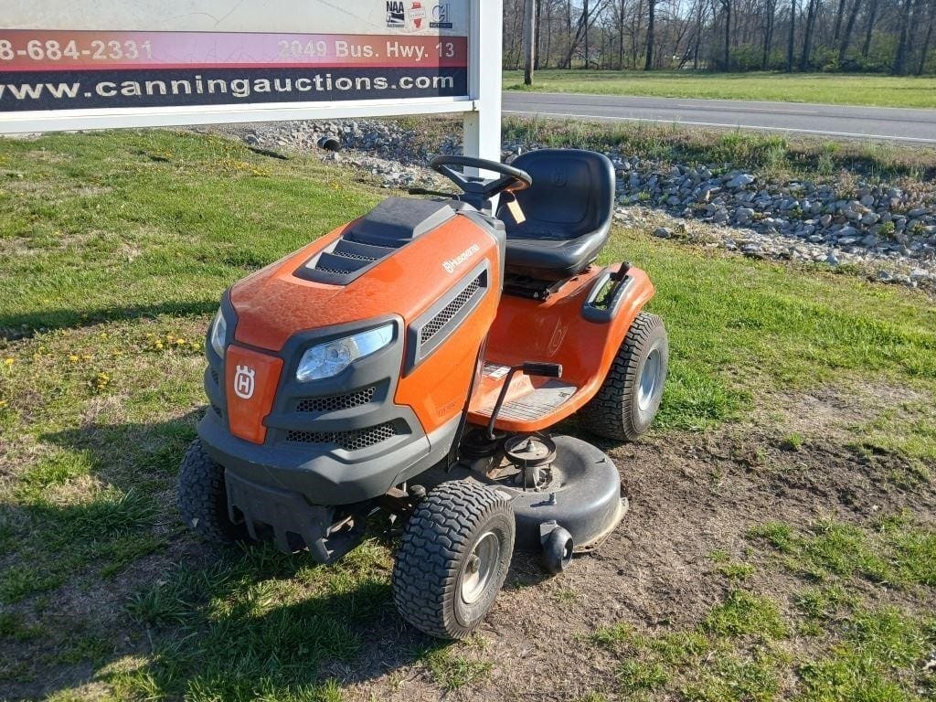 Husqvarna YTH1842 Equipment Image0