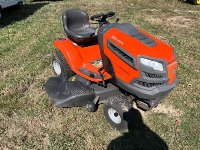 Image of Husqvarna YTH22V46 equipment image 3