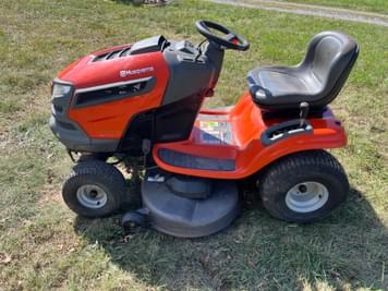 Main image Husqvarna YTH22V46