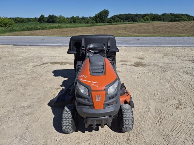 Image of Husqvarna YTH24V48 equipment image 4