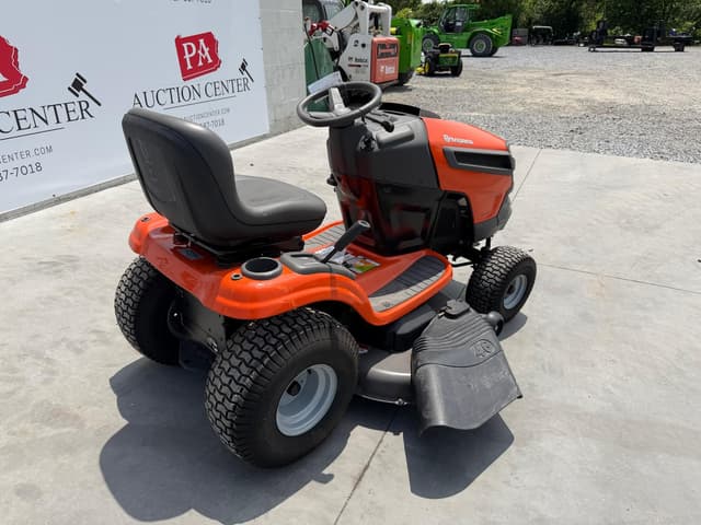 Image of Husqvarna YTH1846 equipment image 3