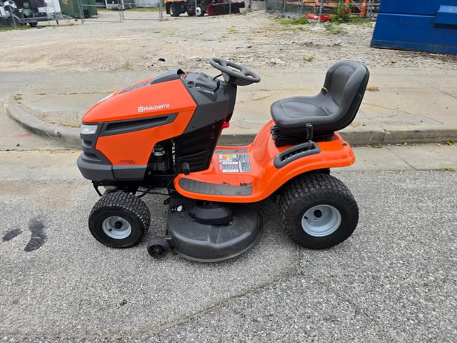 Image of Husqvarna YTH20K46 equipment image 3