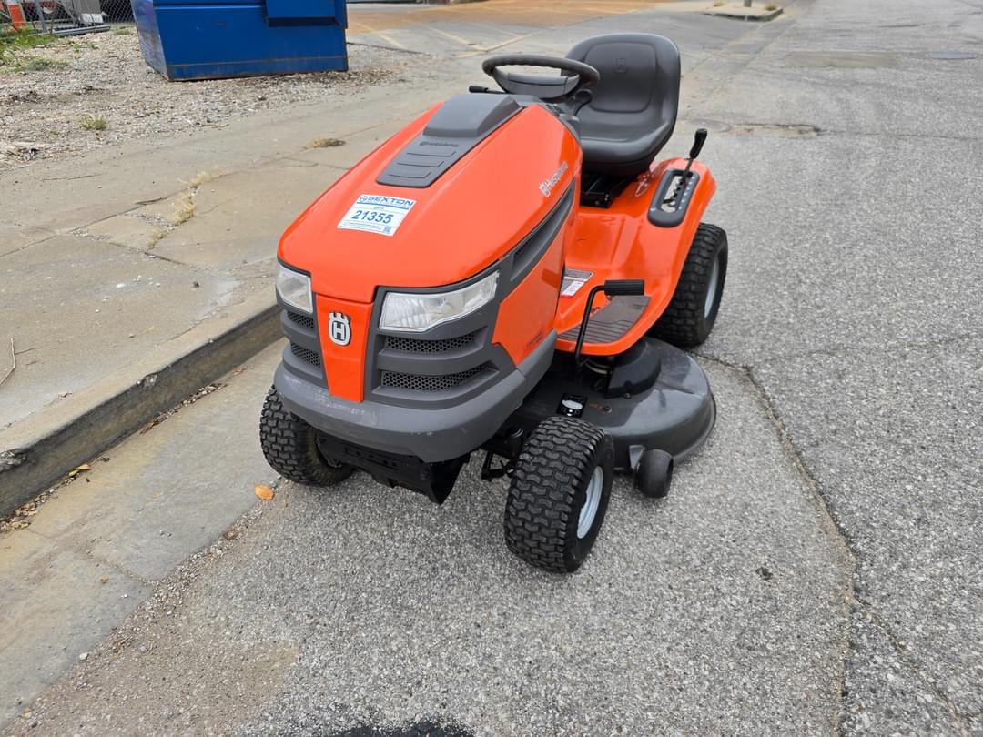 Image of Husqvarna YTH20K46 Primary image