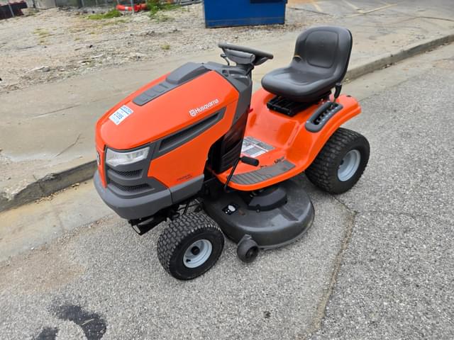 Image of Husqvarna YTH20K46 equipment image 2