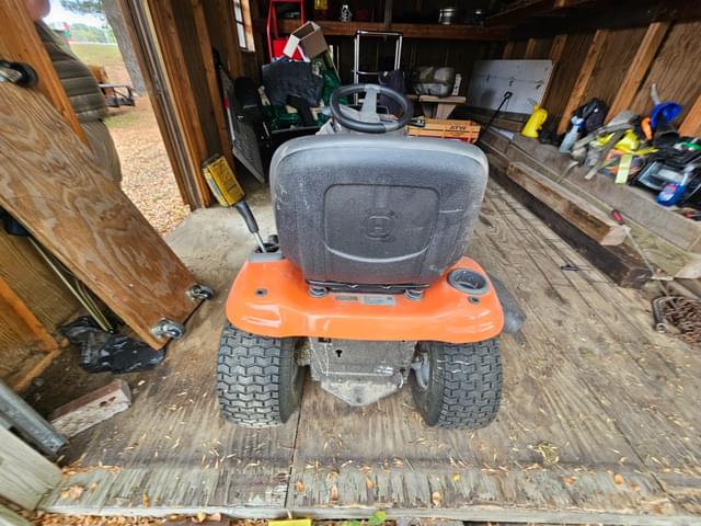 Image of Husqvarna YTH22V46 equipment image 3