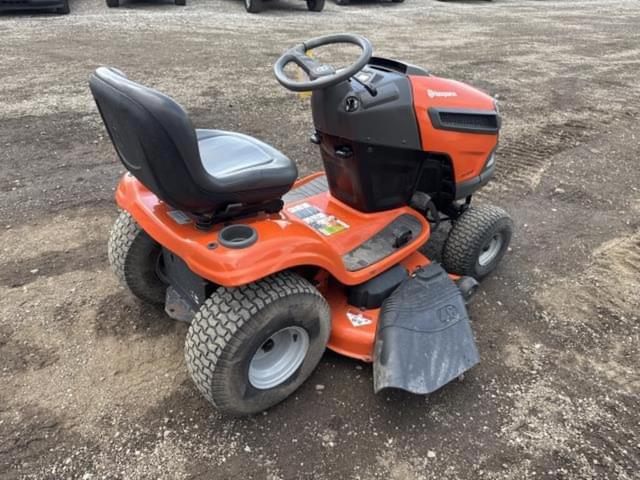 Image of Husqvarna YTH22V46 equipment image 4