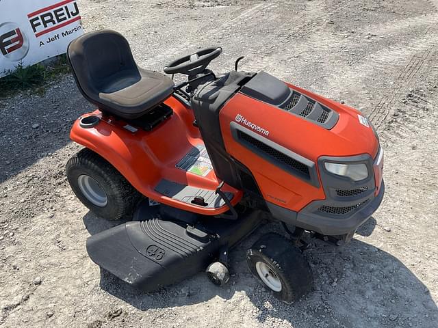 Image of Husqvarna YTH22V46 equipment image 2