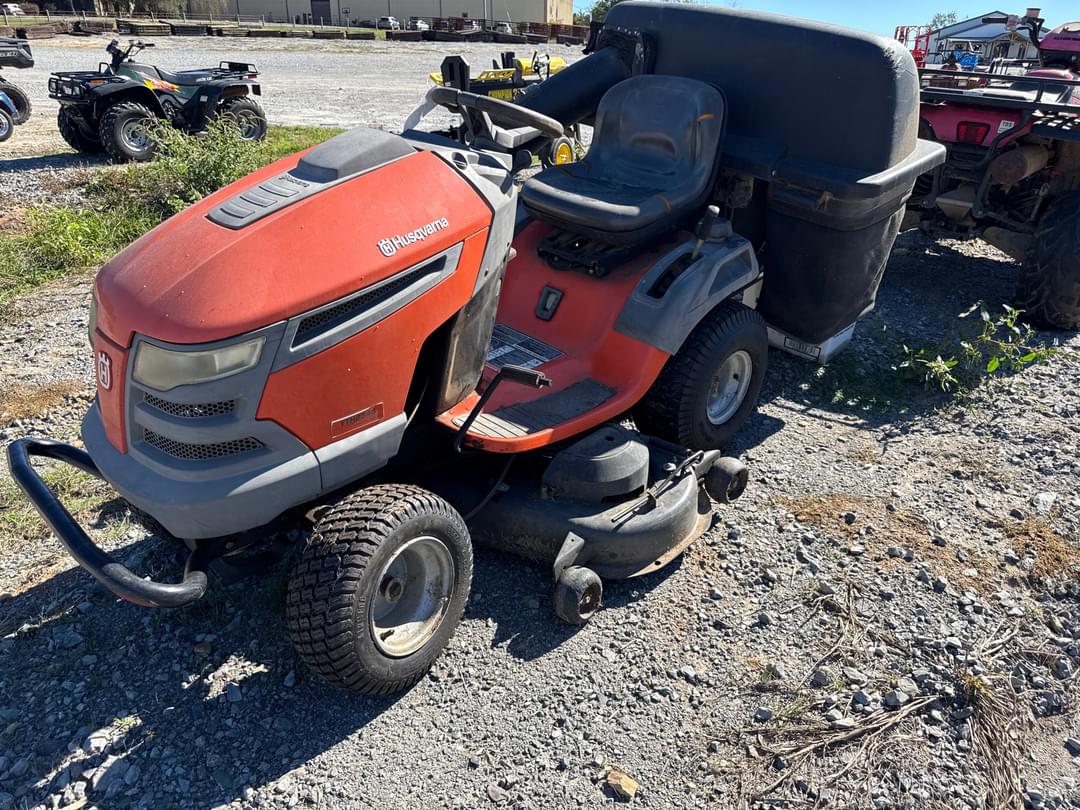 Image of Husqvarna YTH2348 Image 1