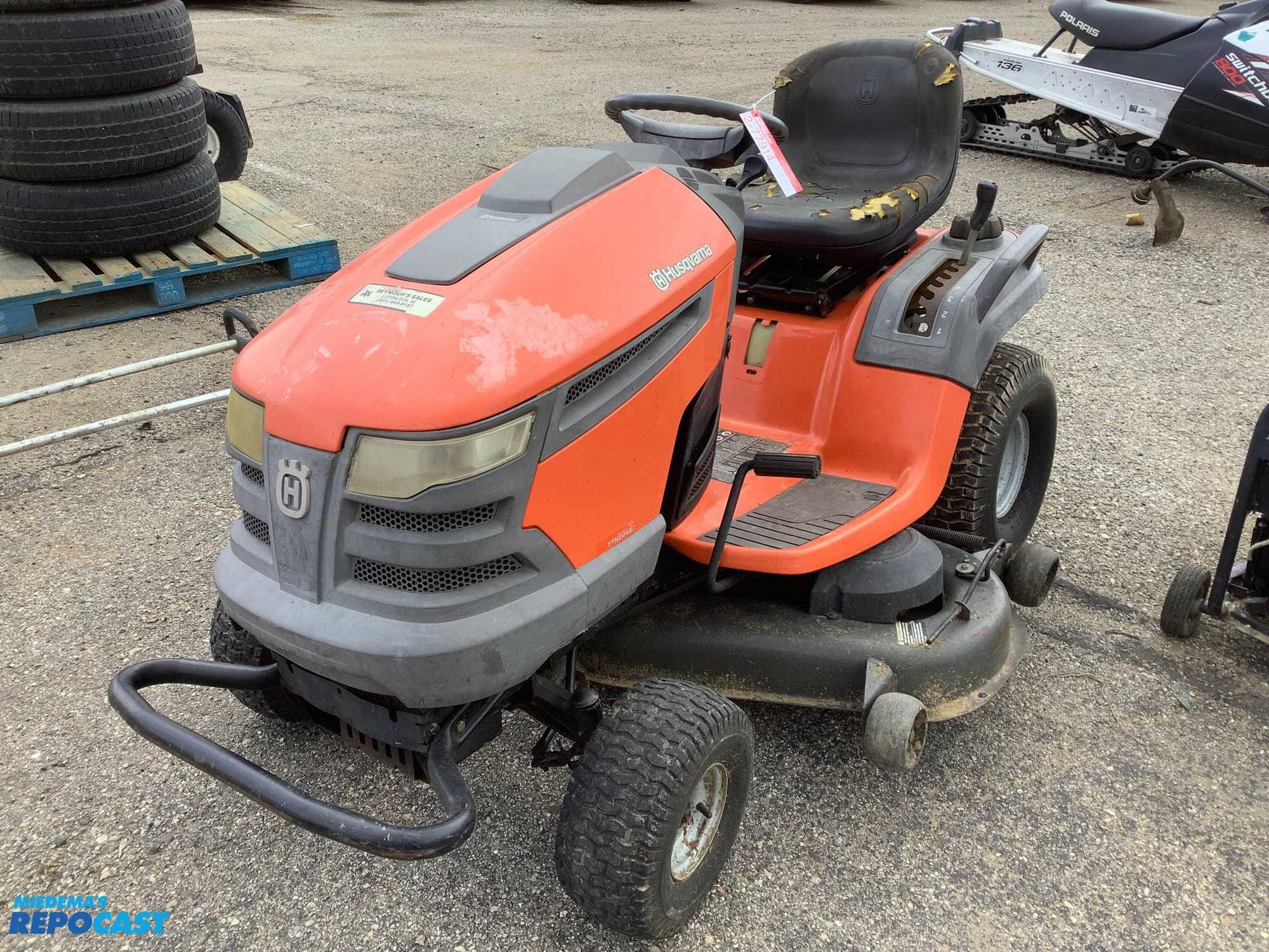 Main image Husqvarna YTH2448T