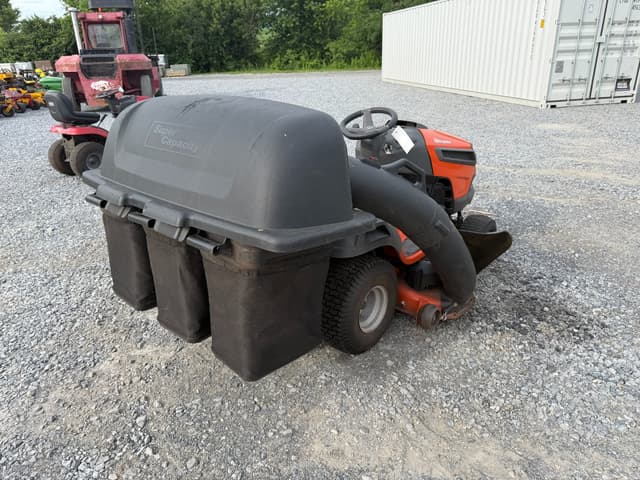 Image of Husqvarna YTH24V48 equipment image 3