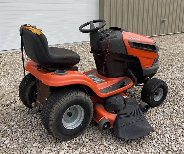 Image of Husqvarna YTH24V48 equipment image 4