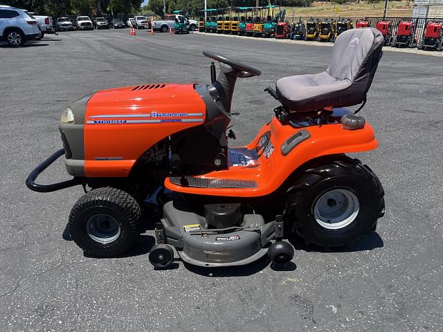 Image of Husqvarna YTHI848XP equipment image 2