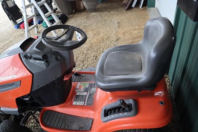 Image of Husqvarna YTH21K46 equipment image 3