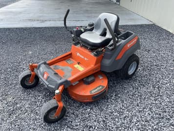 Main image Husqvarna Z242F