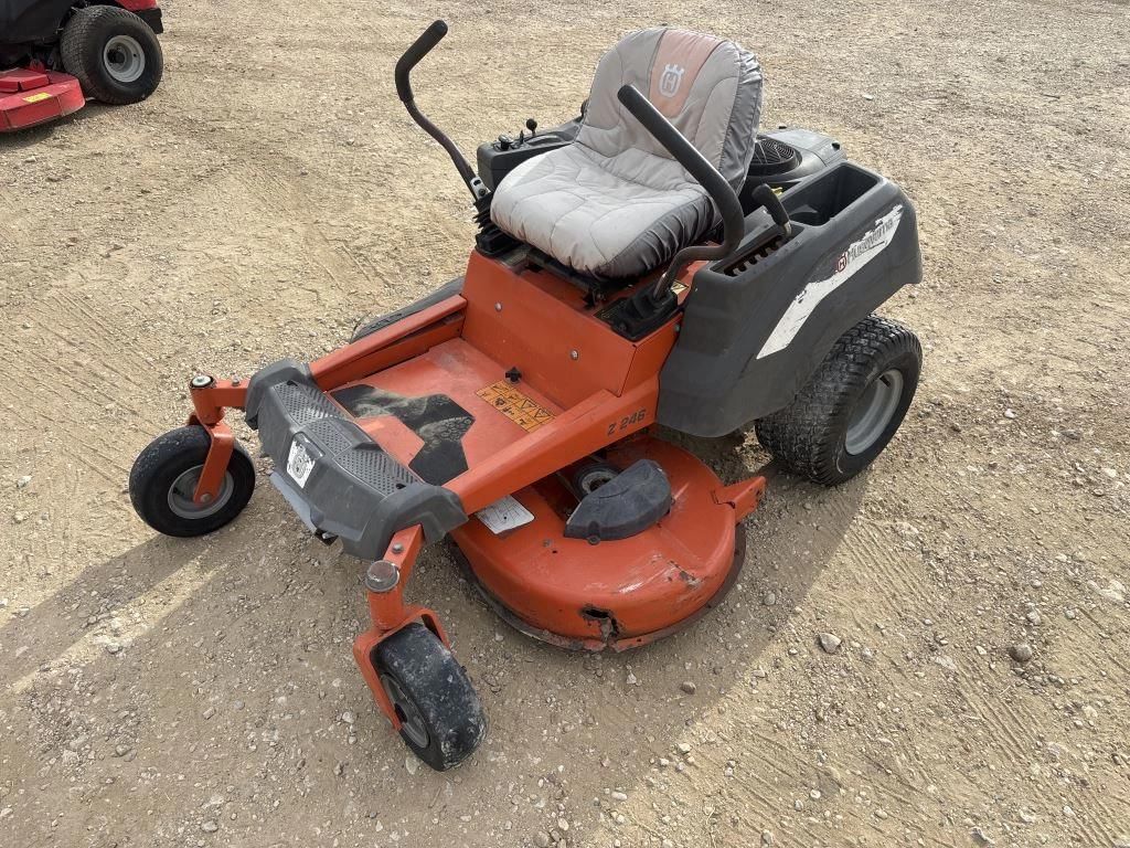 Husqvarna Z246 Equipment Image0