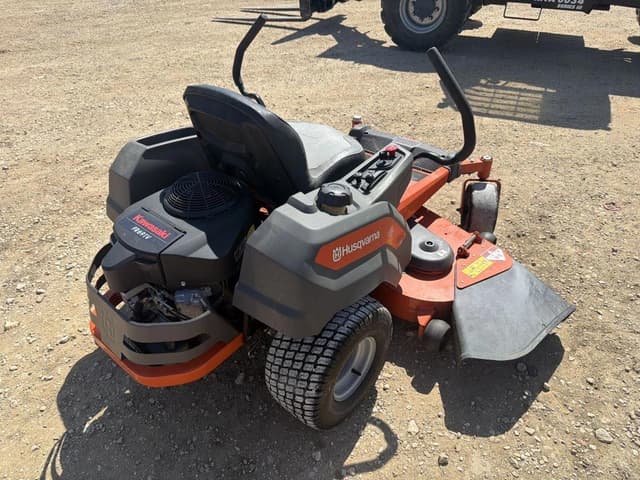 Image of Husqvarna Z254F equipment image 2