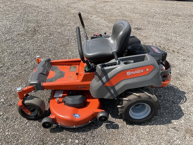 Image of Husqvarna Z246 equipment image 1