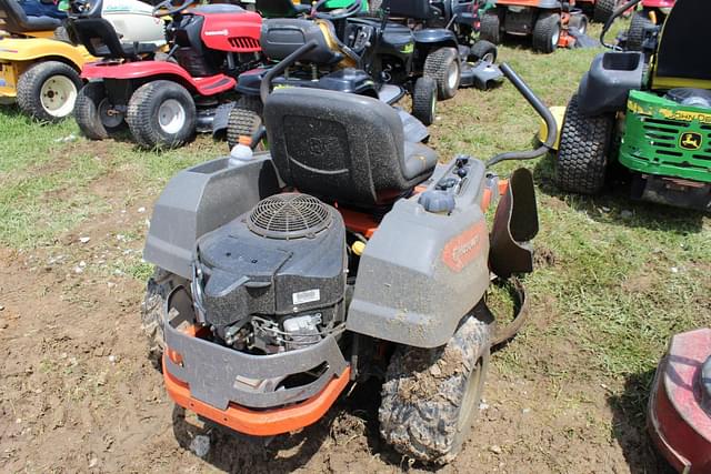 Image of Husqvarna Z246 equipment image 3