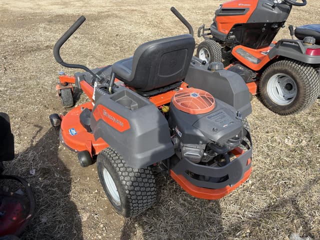 Image of Husqvarna Z246 equipment image 3