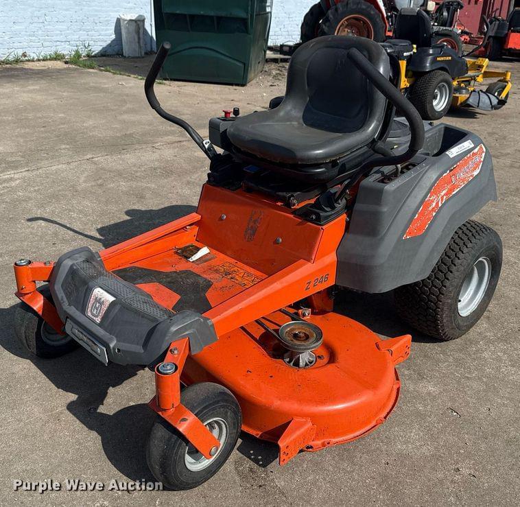 Image of Husqvarna Z246 Primary image