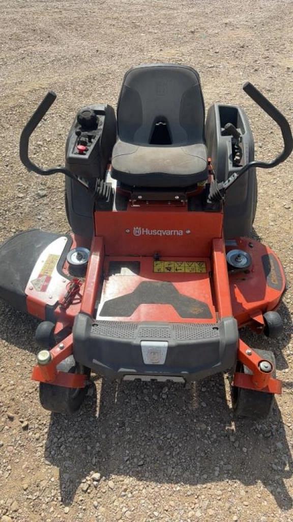 Image of Husqvarna Z248F equipment image 4