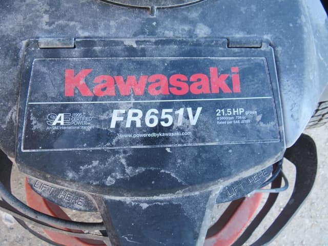 Image of Husqvarna Z248F equipment image 4