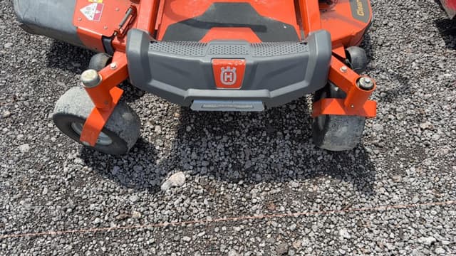 Image of Husqvarna Z248F equipment image 3