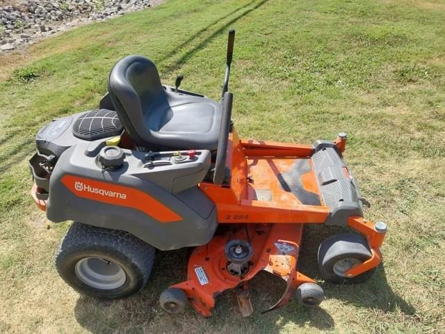 Image of Husqvarna Z254 equipment image 2