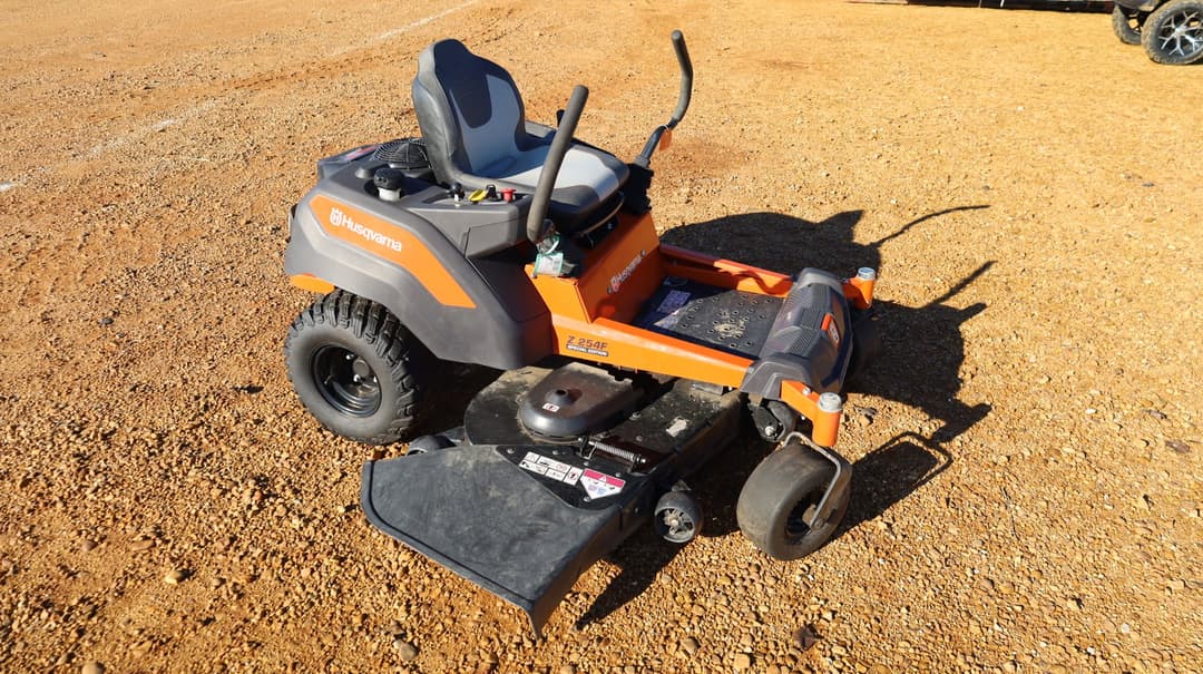 Image of Husqvarna Z254F Primary image