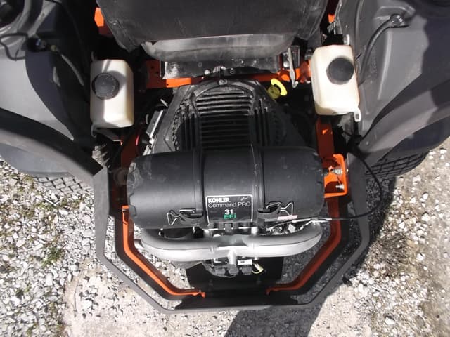 Image of Husqvarna Z560X equipment image 4