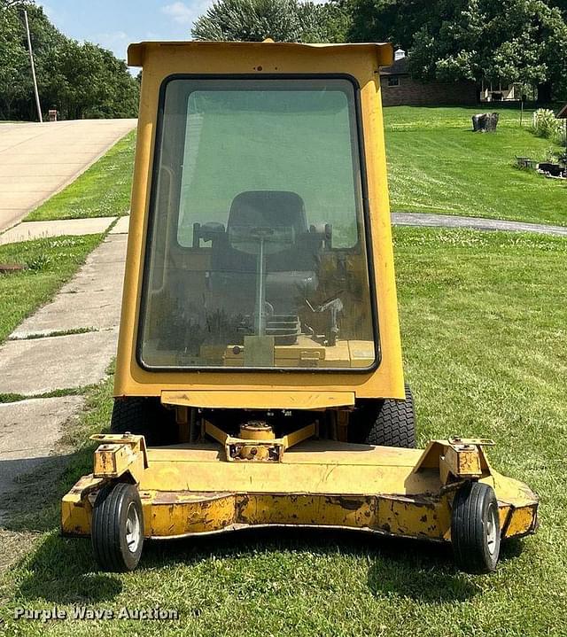 Image of Hustler 3400 equipment image 1