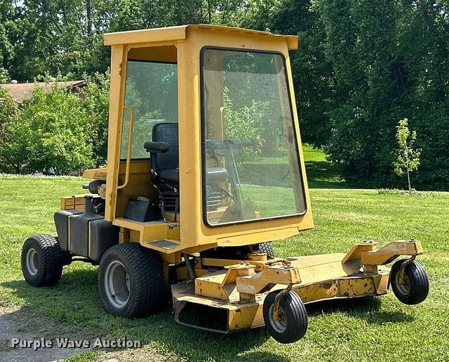 Image of Hustler 3400 equipment image 2