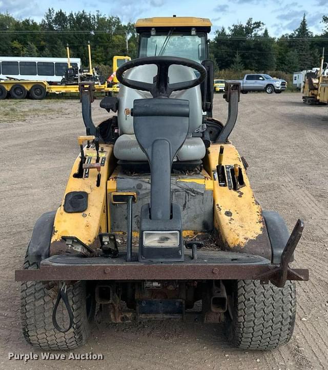 Image of Hustler 3700 equipment image 1