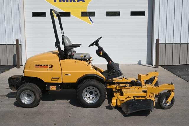 Image of Hustler 3700 equipment image 1