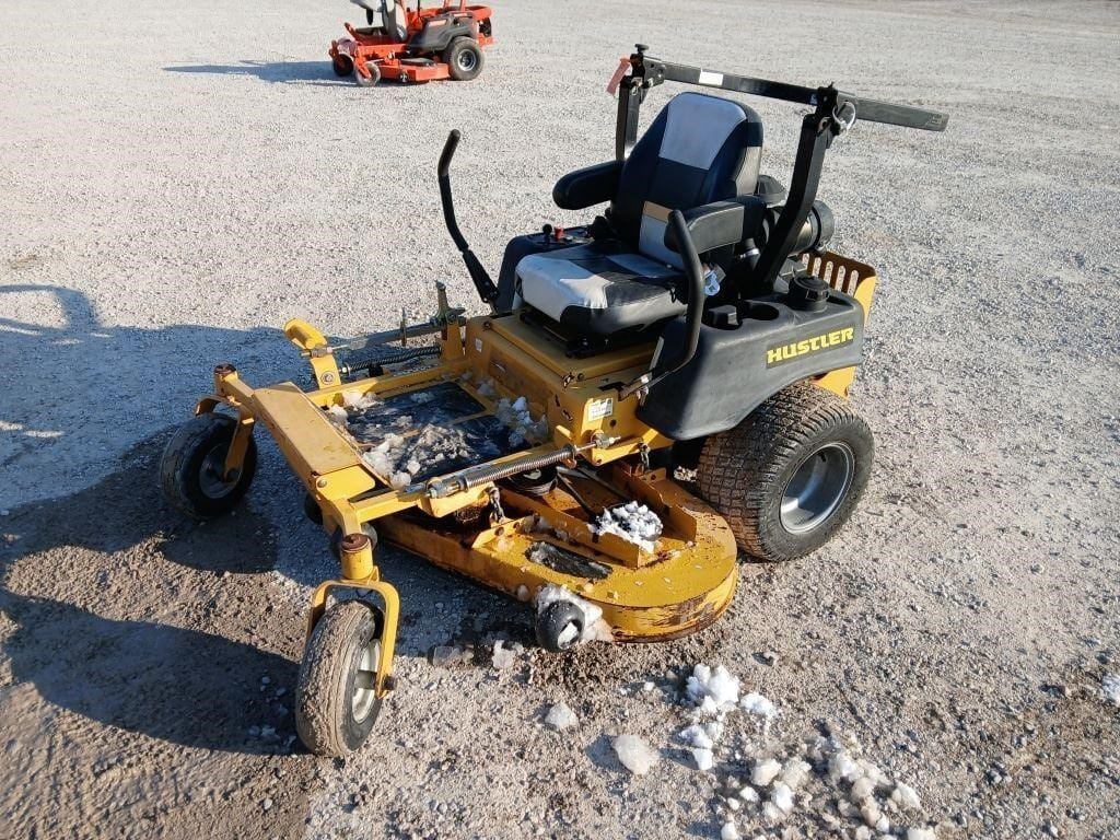 Hustler 928481 Equipment Image0