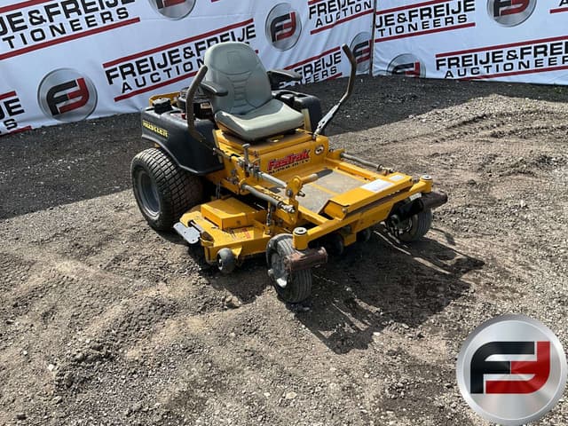 Image of Hustler FasTrak Super Duty equipment image 2