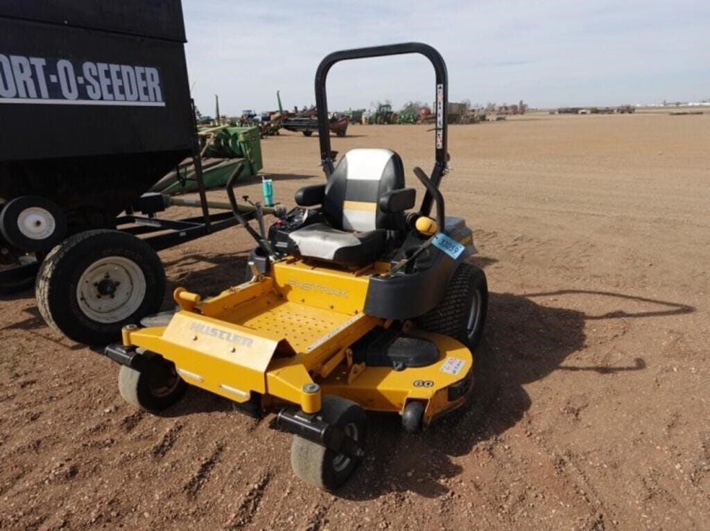 Hustler FasTrak Equipment Image0