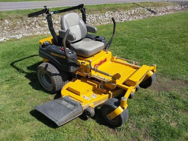Image of Hustler FasTrak equipment image 2