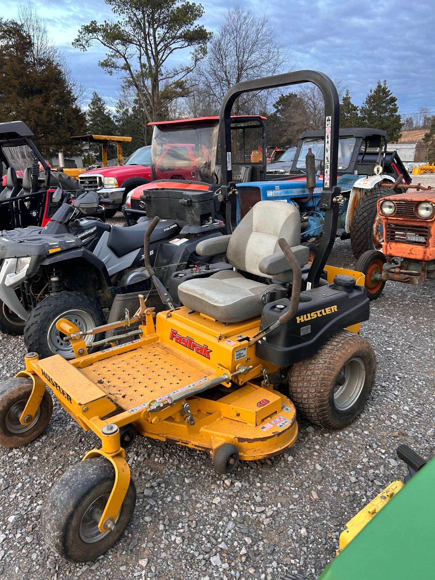 Hustler FasTrak Equipment Image0