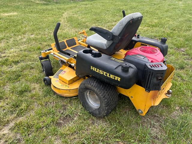 Image of Hustler FasTrak equipment image 2
