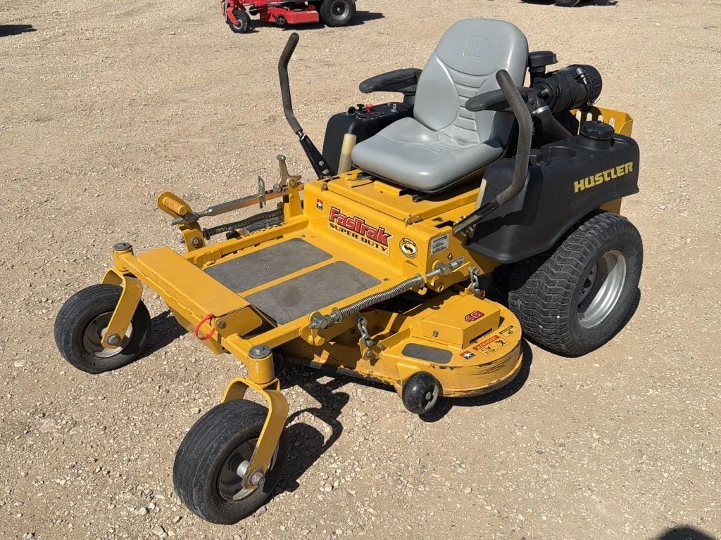 Hustler FasTrak Super Duty Equipment Image0