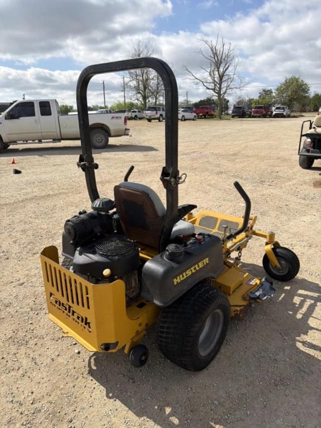 Image of Hustler FasTrak Super Duty equipment image 2