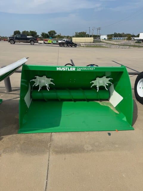 Hustler LM180 Cake Bucket Equipment Image0