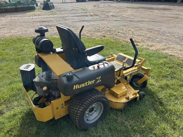 Image of Hustler Z 52 equipment image 2