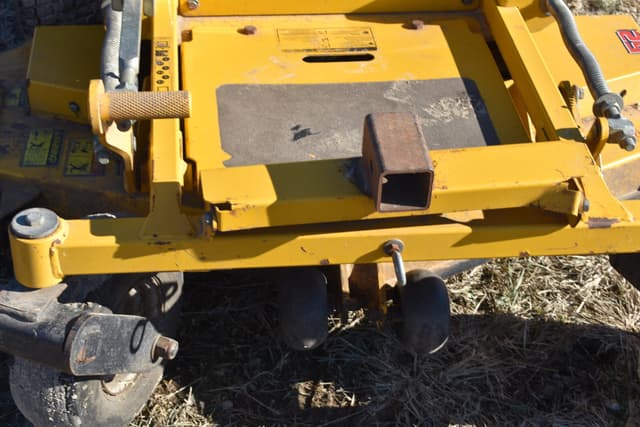 Image of Hustler Mini Z equipment image 3