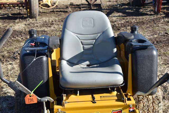 Image of Hustler Mini Z equipment image 4