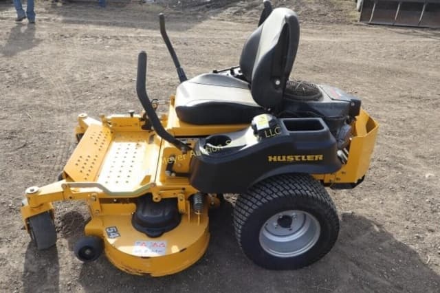 Image of Hustler Raptor equipment image 4