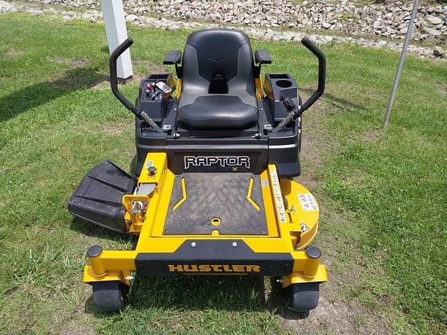 Image of Hustler Raptor equipment image 1